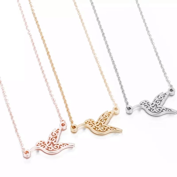 NEW!💙💎CHARMING💛GOLDEN HUMMINGBIRD💛BRACELET💎💙 - Picture 7 of 8